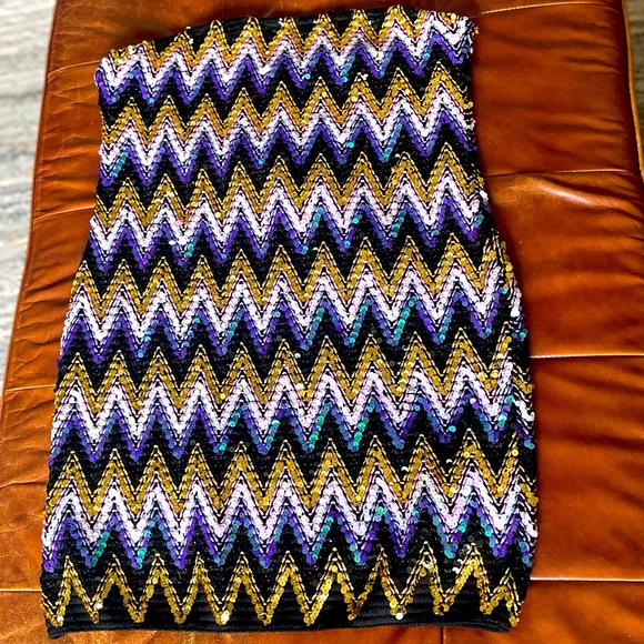 Forever 21 • Sequin Shiny Dress NWT - Picture 4 of 14